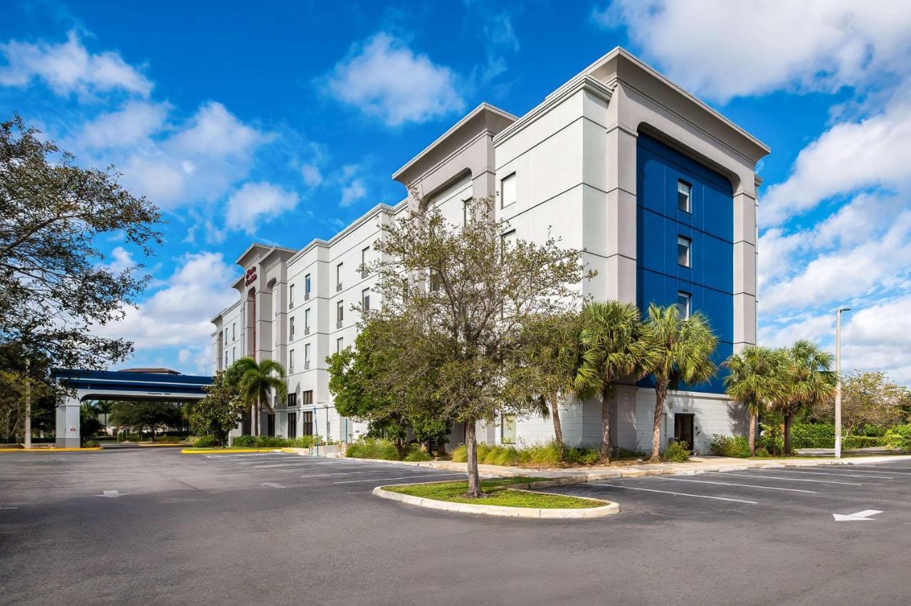 Hampton Inn & Suites Ft. Lauderdale/West-Sawgrass/Tamarac, Fl Exterior photo